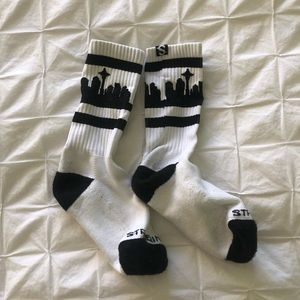 Strideline Seattle socks